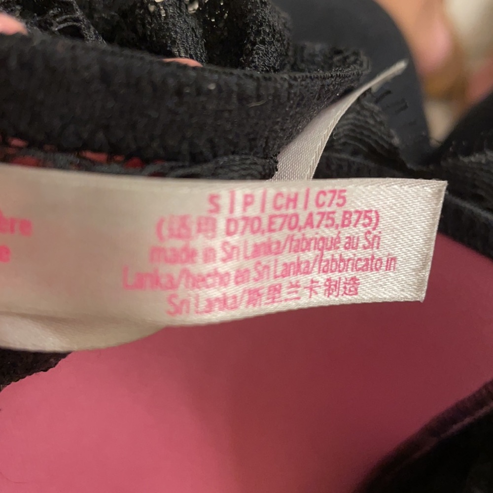 Victoria’s Secret PINK Black Padded Cup Halter Bralette - Picture 3 of 3